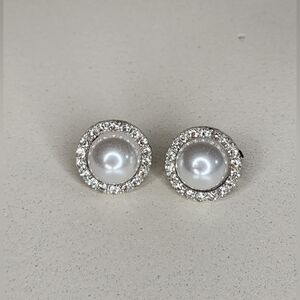 Fashion clip on earrings white pearl diamond, NIP